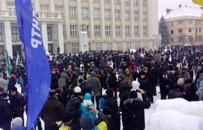 Активисты Евромайдана захватили Закарпатскую ОГА