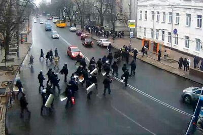 Три десятка "беркутовцев" сбежали