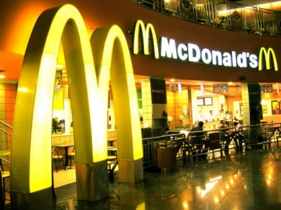 "McDonald's" закрывает свои рестораны в Крыму
