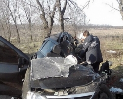 В Станично-Луганском районе в автокатастрофе погибло пять человек