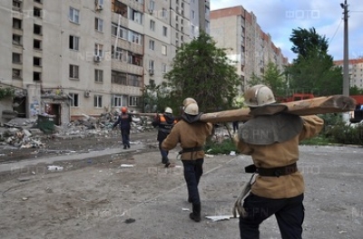 Многоэтажный дом в Николаеве начали восстанавливать после взрыва 