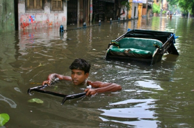 Наводнение в индийском штате Ассам стало настоящим стихийным бедствием для жителей региона