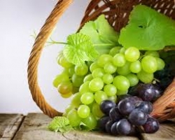 Стройной встретить лето поможет виноградная диета