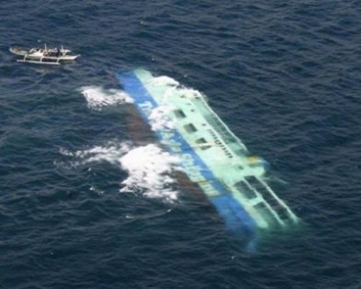 Рядом с берегами Ливии затонуло судно, спаслось 26 пассажиров из 250
