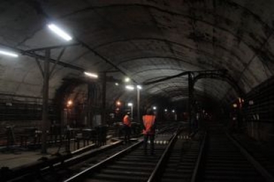 В украинской столице в очередной раз "заминировали" метро: более 350 человек эвакуированы