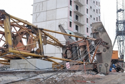 В Днепропетровске строительный кран унёс жизни людей