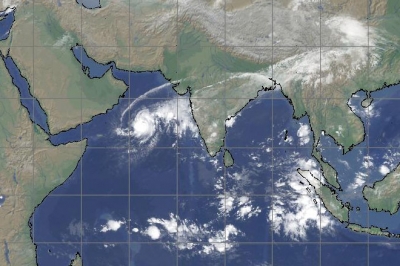 В пятницу на Индию обрушится мощнейший шторм "Нилофар"