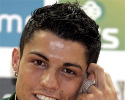 Роналду стал лучшим футболистом Примеры по итогам сезона 2013/14