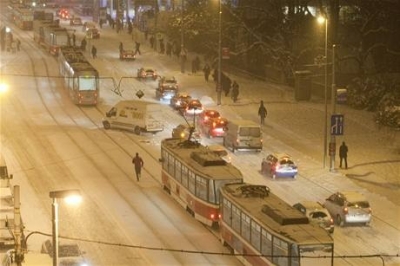 Заморозки в Чехии заставляют людей спать в стоящих поездах