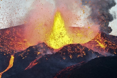 Вулкан Фогу в Кабо-Верде обратил в бегство тысячи человек