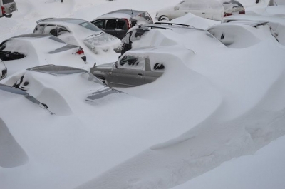 Снежный циклон затормозил деятельность на юге Сахалина