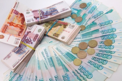 Пенсии  и зарплаты в ЛНР будут выплачивать в рублях