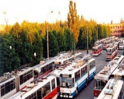 Из-за аварии в Харькове остановлено движение в большей части города