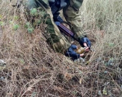 В Луганской области рыбак подорвался на "растяжке". Врачи борются за его жизнь