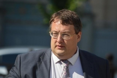 По мнению советника министра МВД, отставка Авакова связана с громкими уголовными делами против олигархов
