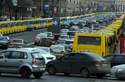 В Киеве штрафуют автобусных перевозчиков за тарифы