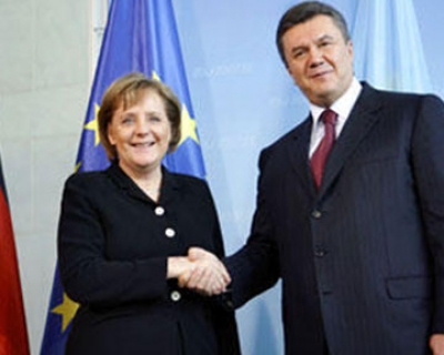 Янукович встретился с Ангелой Меркель