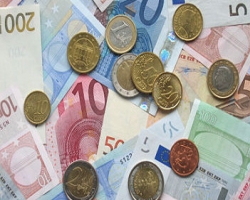 Евро в Украине подешевеет до 10 гивен