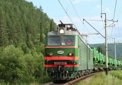 Донецкая железная дорога лишилась еще 3 поездов