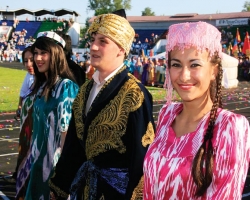 Крымские татары выпустили национальный ноутбук