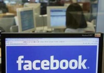 Facebook выходит на IPO