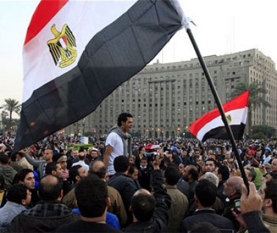 Полиция Египта жестоко расправляется с демонстрантами