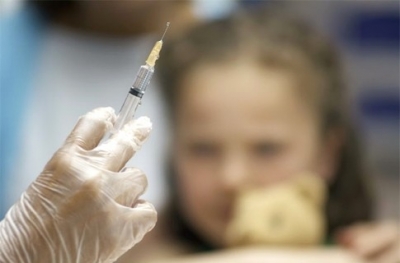 За 10 лет в Украине никто не умер от прививок, - Минздрав