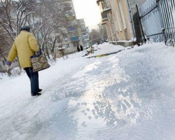 В Киеве зимой будут посыпать дороги новым материалом