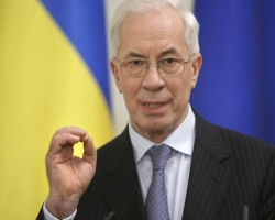 Однофамильцы Азарова возмущены его товарным знаком Azarov