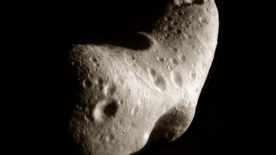 Астрономы увидели астероид, который в 2012 году пересечет орбиту Земли