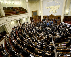 Политики уже не удивляют украинцев компроматом на друг друга