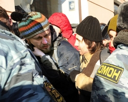 В России ОМОН задержали более полтысячи митингующих