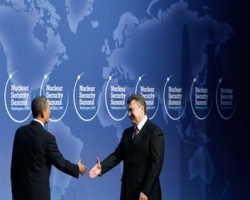 Обама и Янукович встретились без СМИ