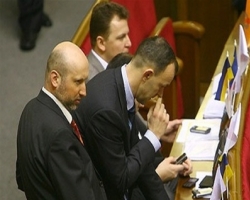 Украинцы больше поддерживают оппозицию
