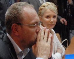 Власенко просит перенести рассмотрение дела ЕЭСУ в Киев