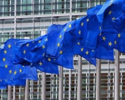 Президент Еврокомиссии отказался приезжать на Евро-2012 в Украину