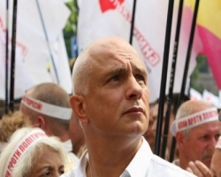 Перенести Евро-2012 предложил и муж Тимошенко