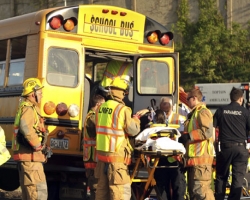 В США крупное ДТП: в аварию попали 6 школьных автобусов
