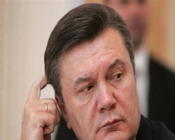 Янукович займется благотворительностью