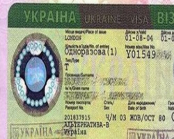 Украинцы и поляки не будут платить за национальные визы