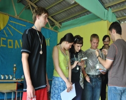 В Луганске прошли всеукраинские интеллектуальные игры "Майский жук"