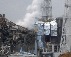 4-й реактор "Фукусимы" наклонился в одну сторону
