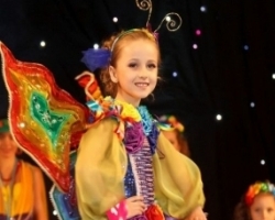 Украинка победила в конкурсе Little Miss Planet 2012