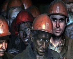 Две тысячи шахтеров пошли маршем на Киев