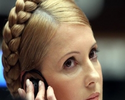 Тимошенко требует разговаривать по телефону сколько захочет