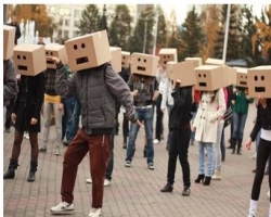 Луганчане проведут флешмоб в картонных коробках "Под крышей дома своего"