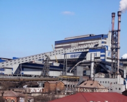 В Алчевске отравились пятеро работников металлургического комбината, две смерти.