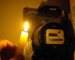 Более 300 населенных пунктов Украины без электричества из-за стихии