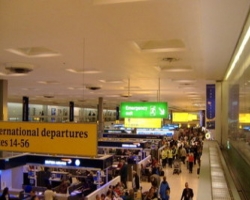 Метель заблокировала работу британских аэропортов